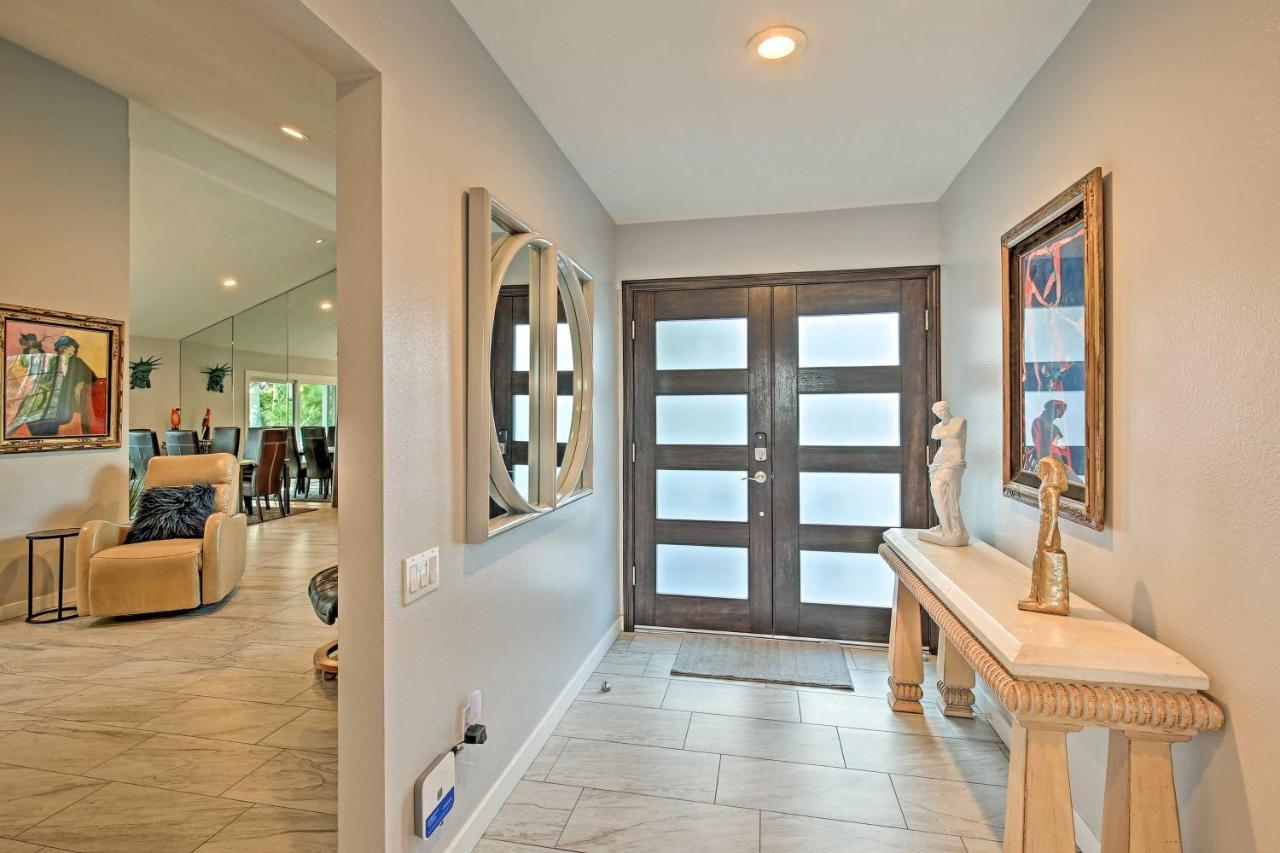 Pet-Friendly Palm Springs Escape With Heated Pool! Villa Екстериор снимка