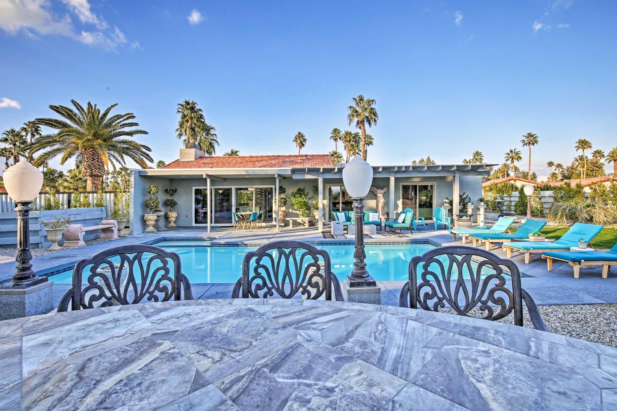 Pet-Friendly Palm Springs Escape With Heated Pool! Villa Екстериор снимка